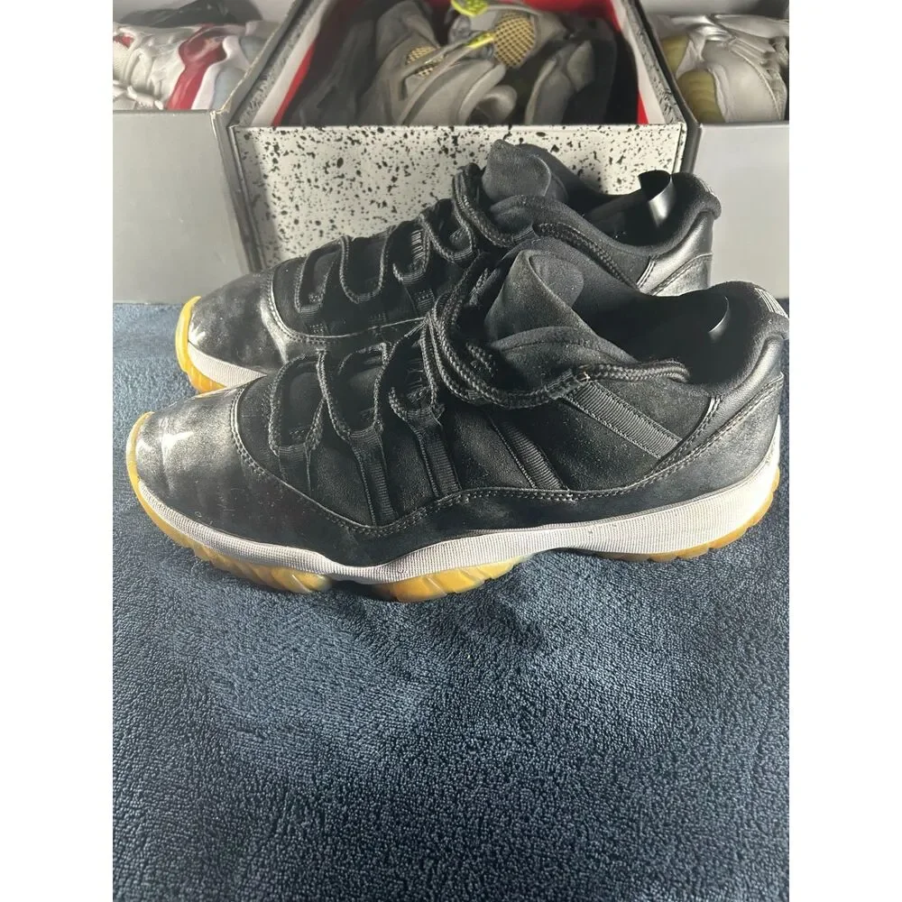Jordan 11 Low Barons